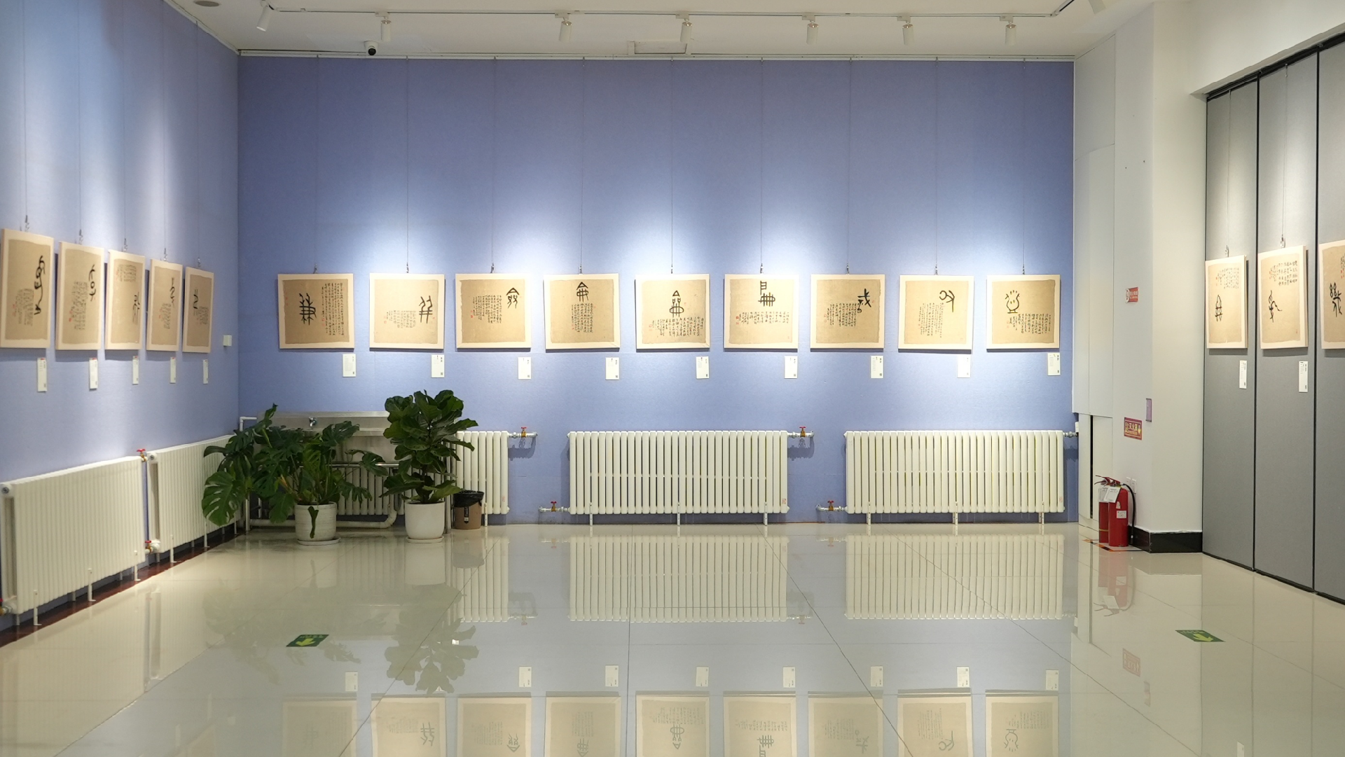 甲骨文展开幕式 (16).png